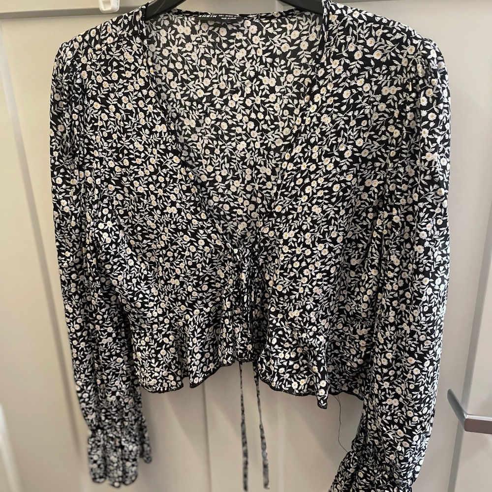 Shein Top tied front